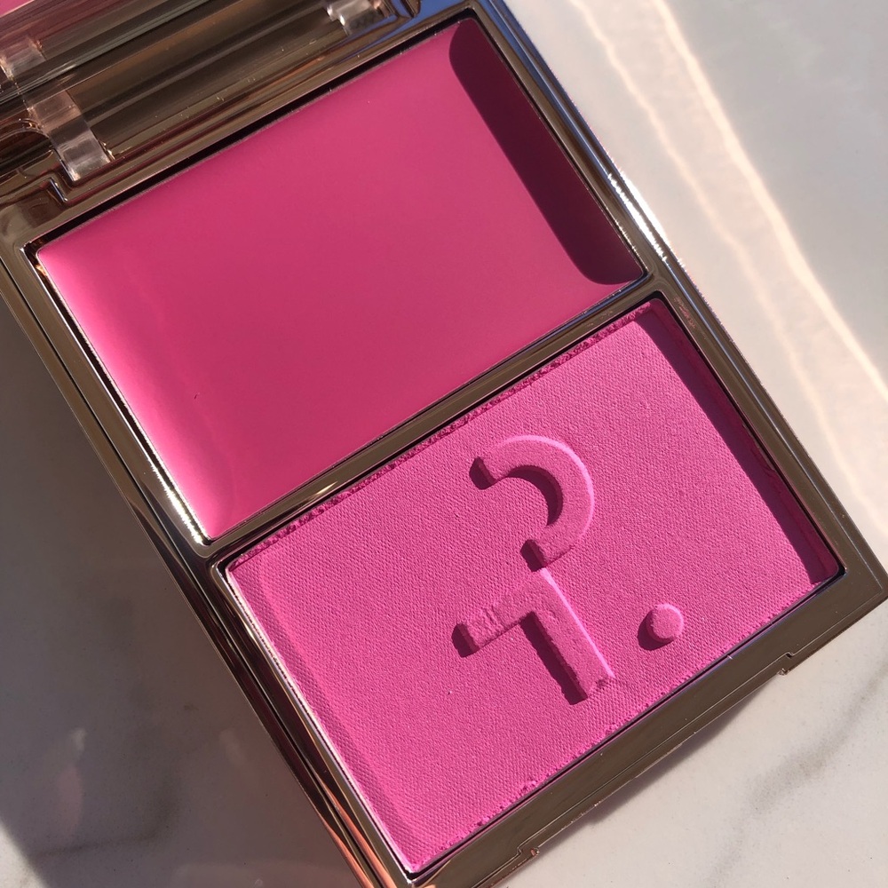 “She’s Giving” MAJOR HEADLINES DOUBLE-TAKE CRÈME & POWDER BLUSH DUO - Picture 2 of 4